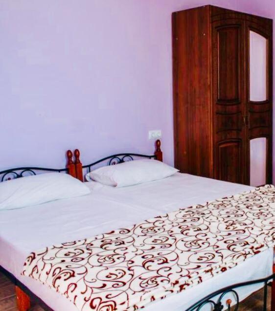 Anna-Saria Guest House Gagra Exterior foto
